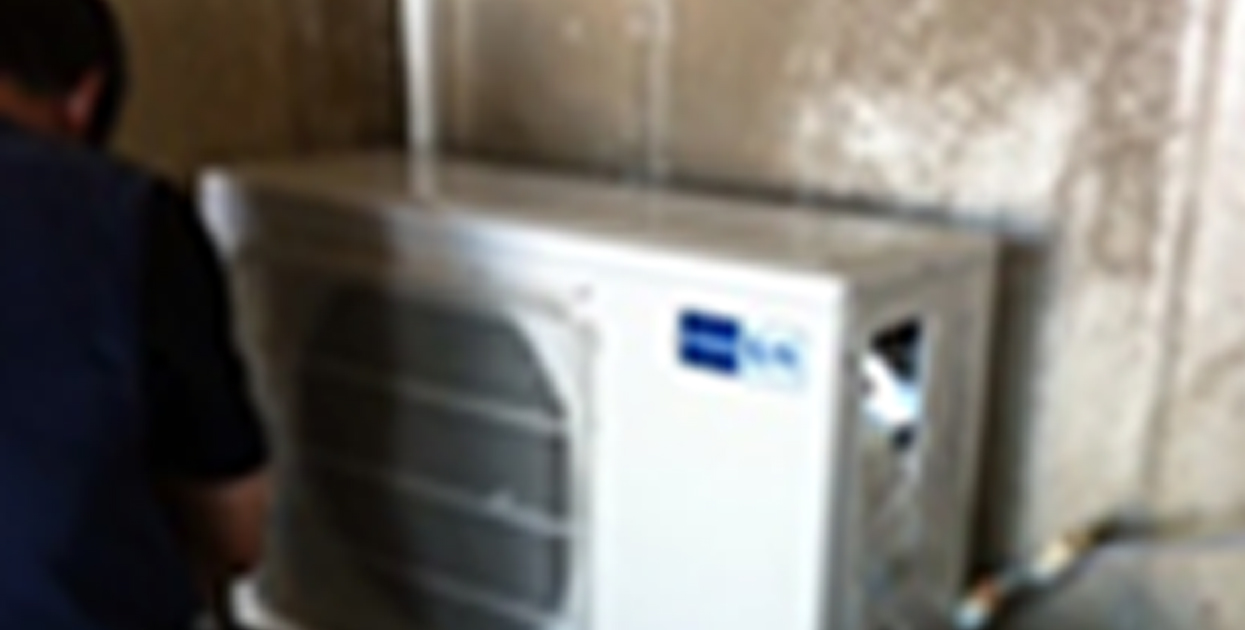 フリーダム　エアコン取り外し